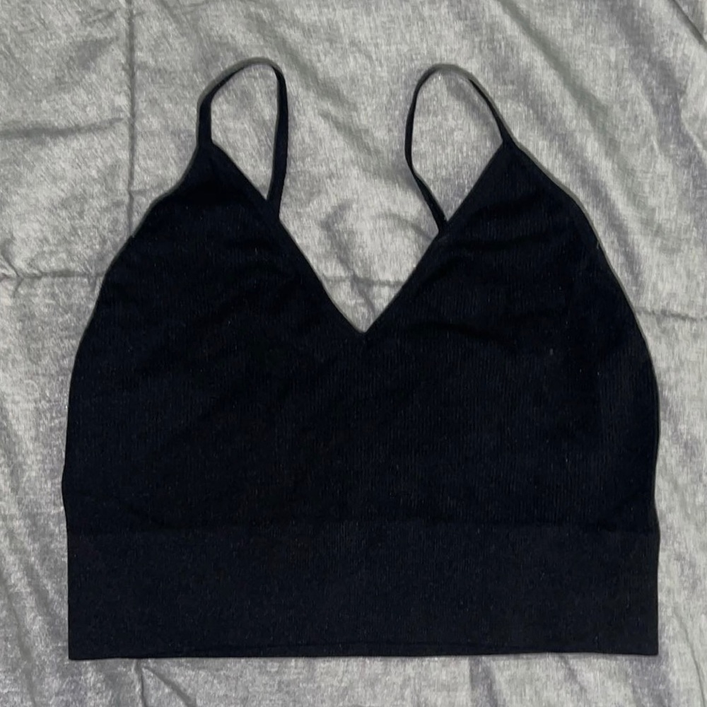 black athletic tank